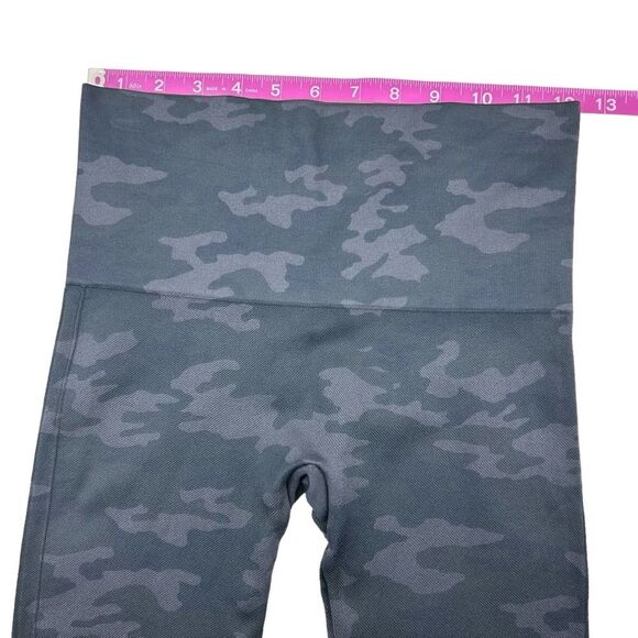Spanx Camouflage Leggings Camo Black Gray Size Medium - Picture 6 of 7